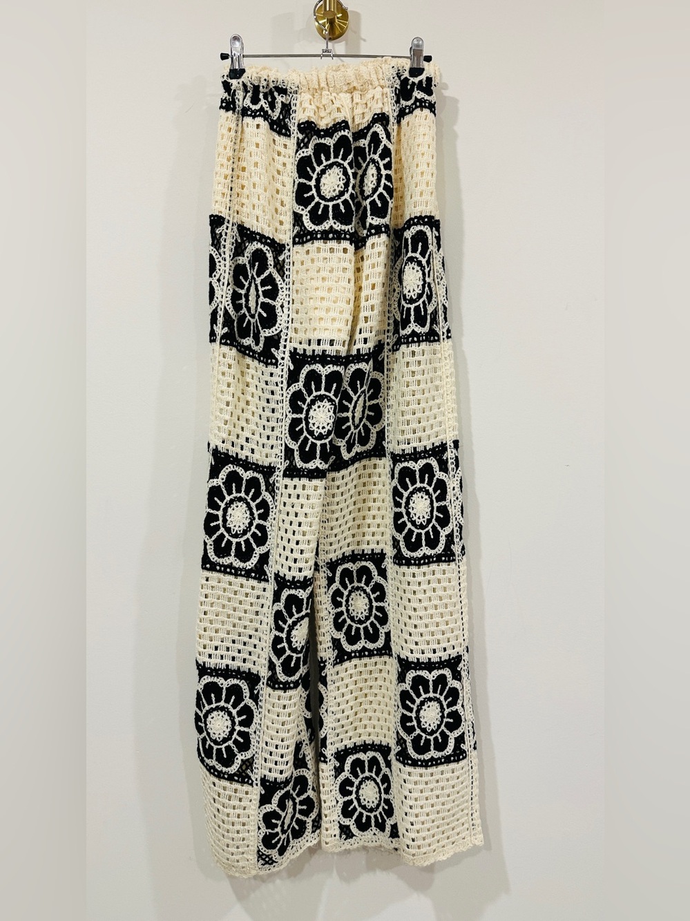 Lulumari Crochet Floral Wide Leg Pants | Size S - Picture 6 of 8